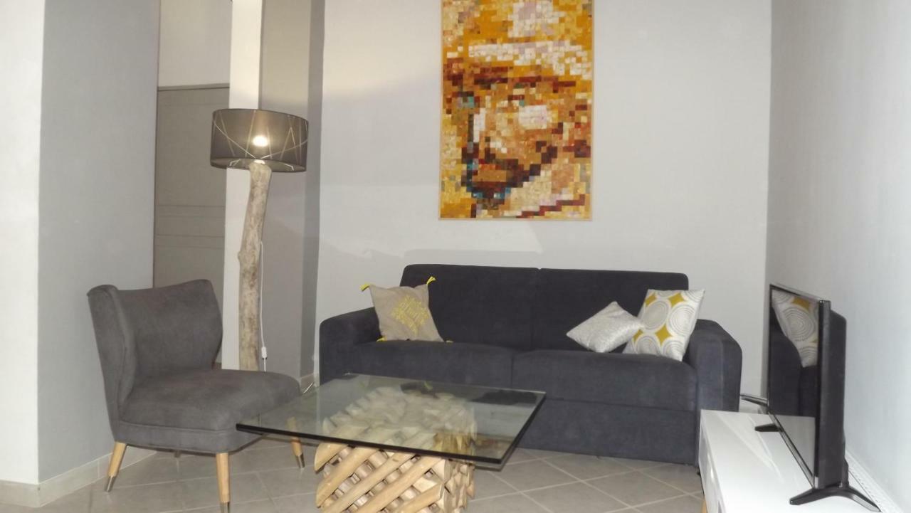 Le Barreme Apartment Arles Bagian luar foto
