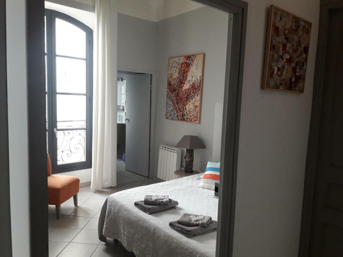 Le Barreme Apartment Arles Bagian luar foto