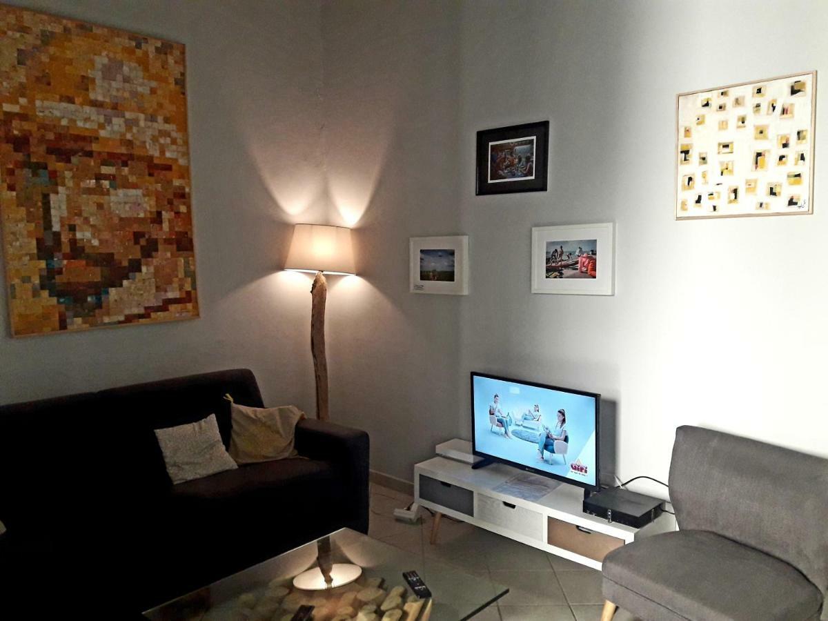 Le Barreme Apartment Arles Bagian luar foto